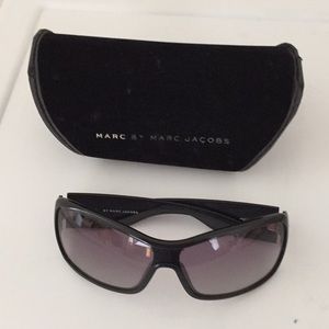 MARC JACOBS sunglasses